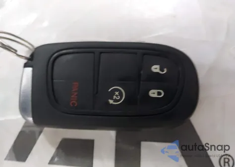 2019 Jeep Cherokee Latitude Plus 4X4 z USA, uszkodzony, nr VIN 1C4PJMLB4KD261708